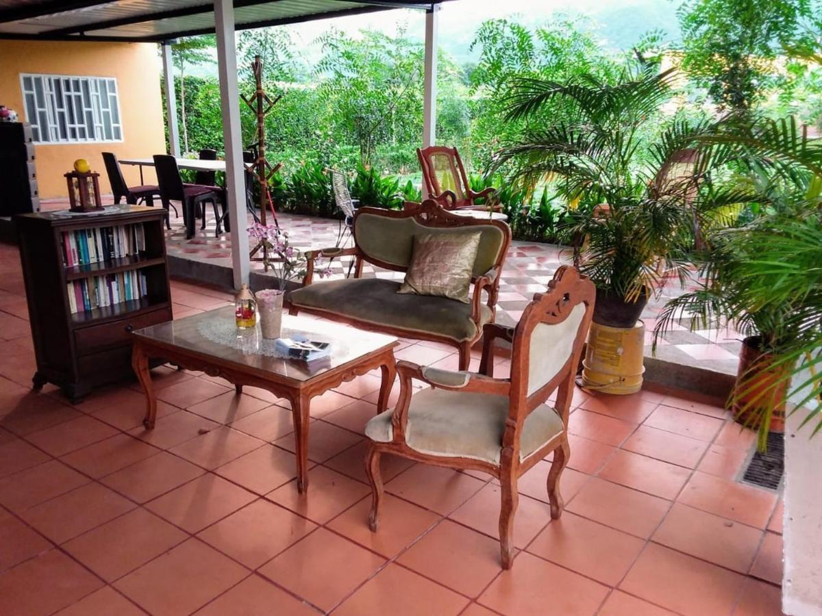 C&H Casa Campestre El Oasis Ricaurte Girardot Exterior foto